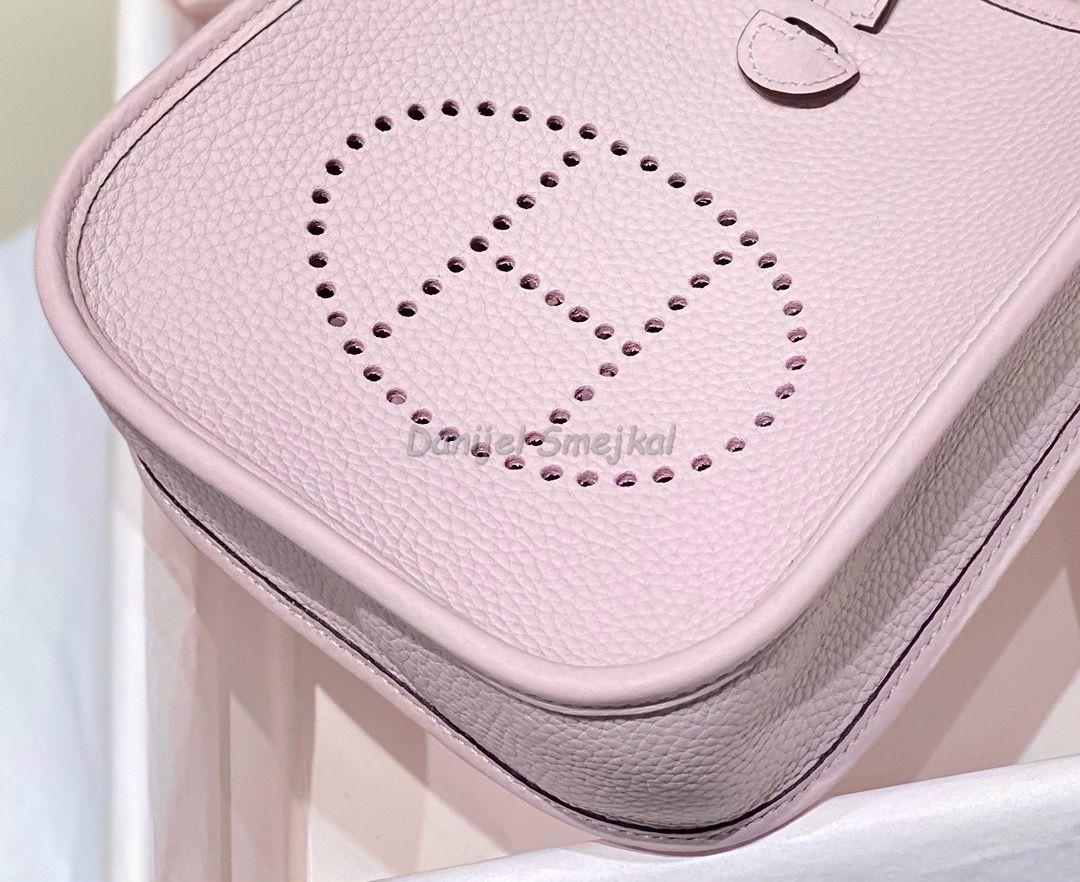 Hermes Evelyne III TPM Bag In Mauve Pale 17cm
