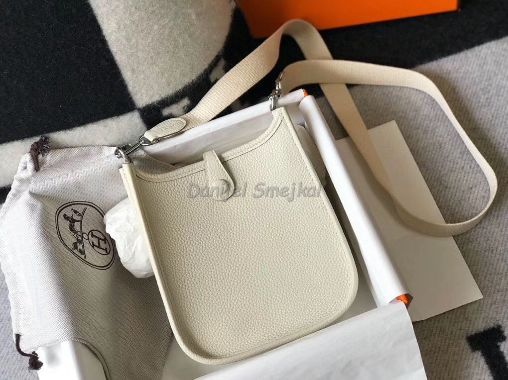 Hermes Evelyne III TPM Bag In beton 17cm