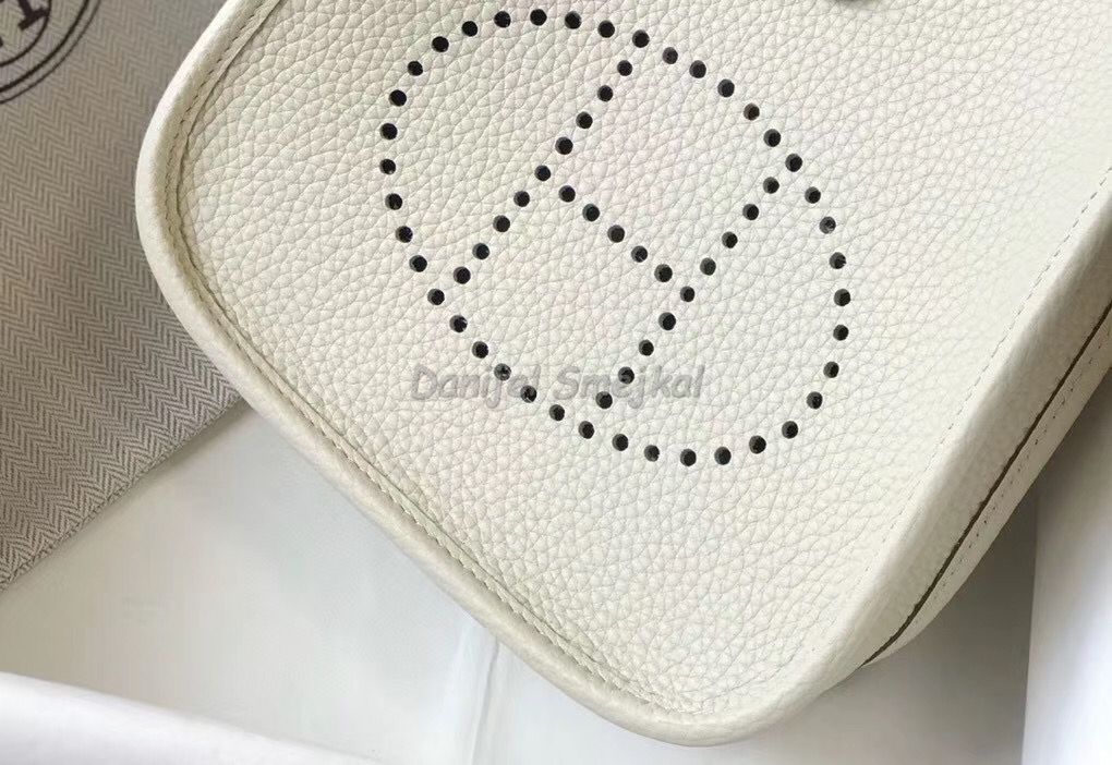 Hermes Evelyne III TPM Bag In beton 17cm