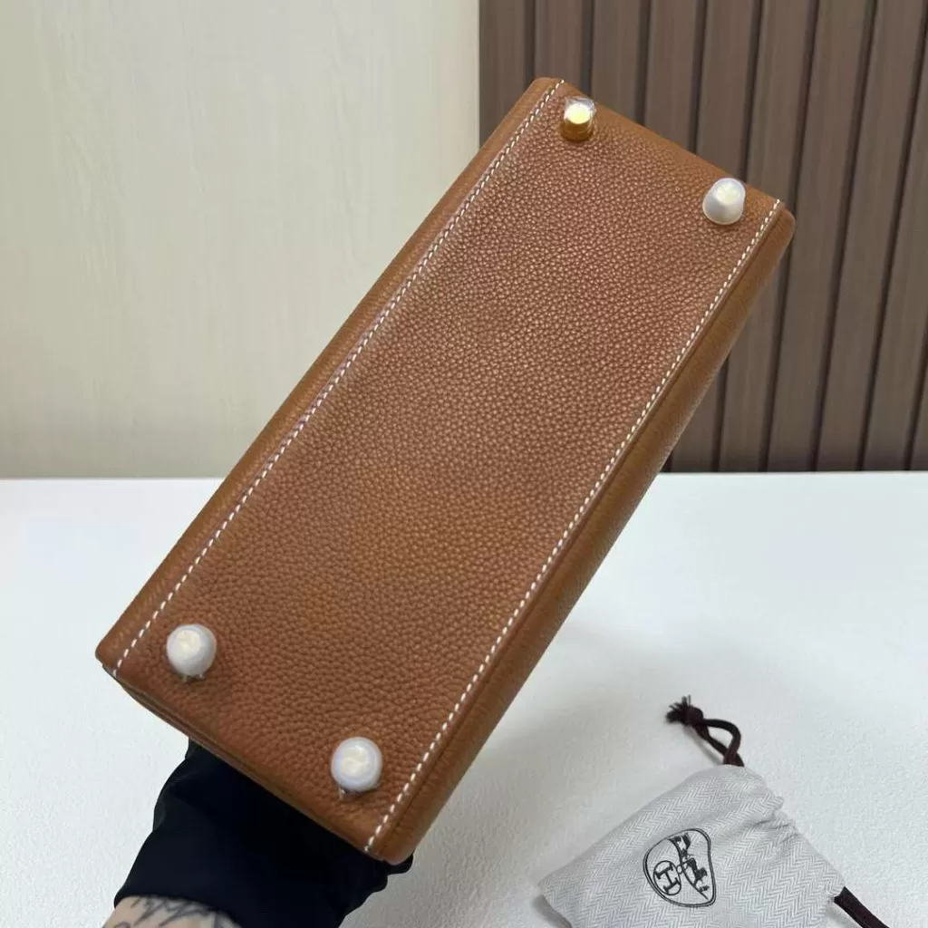 Hermes Kelly Barenia 34 Original Color Gold Hardware 25cm