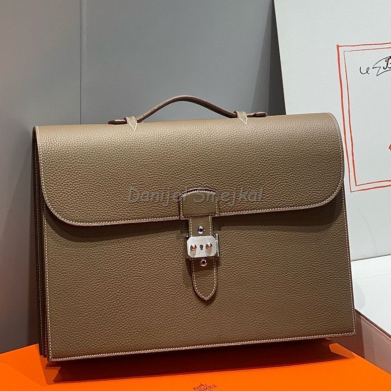 Hermes Sac a Depeches 38 Briefcase in Taupe Clemence Leather 38cm