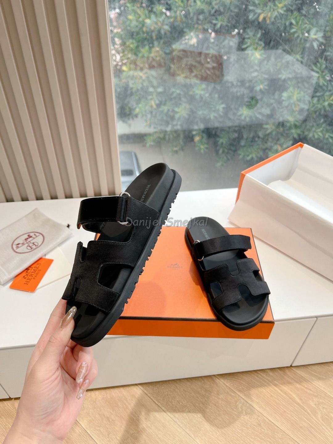 Hermes Slippers