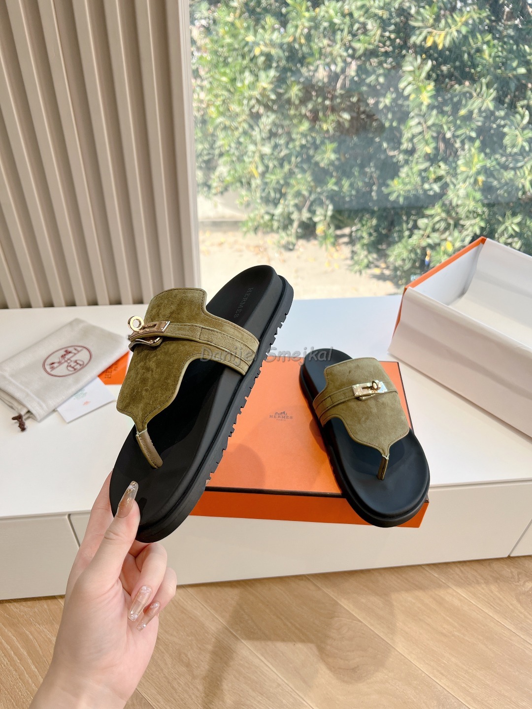 Hermes Slippers