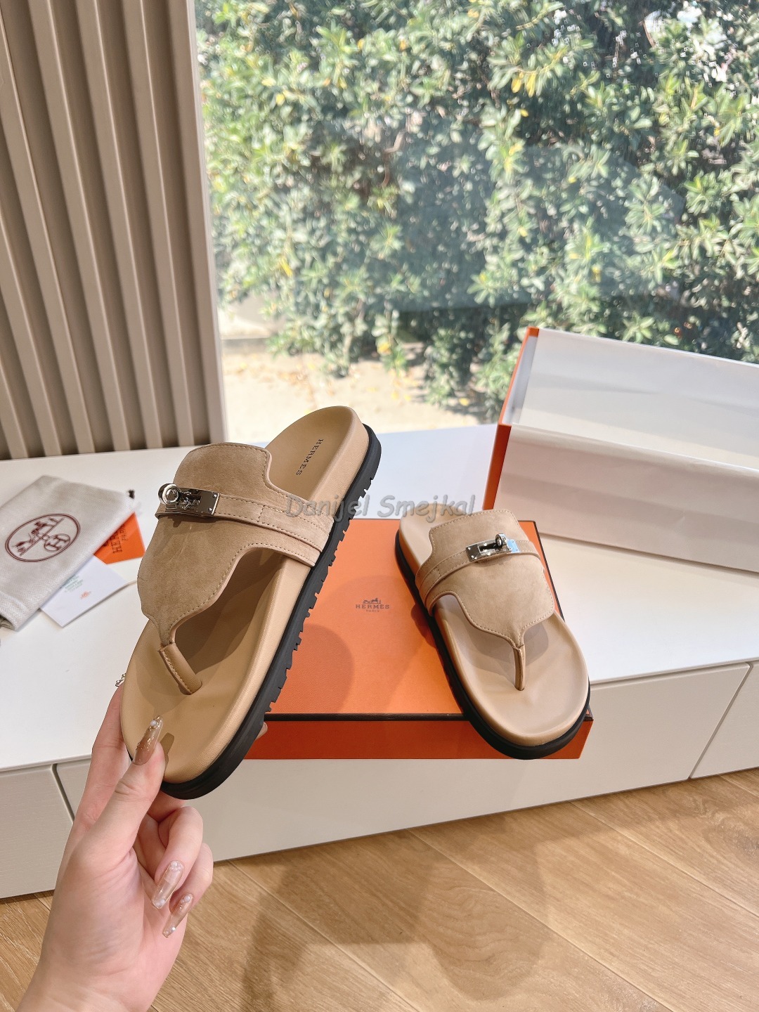 Hermes Slippers