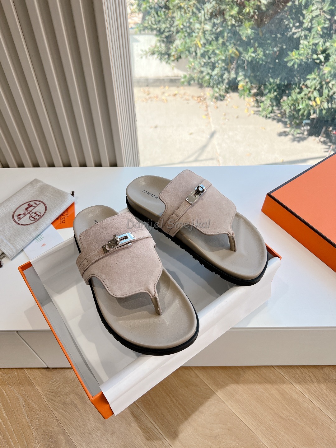 Hermes Slippers