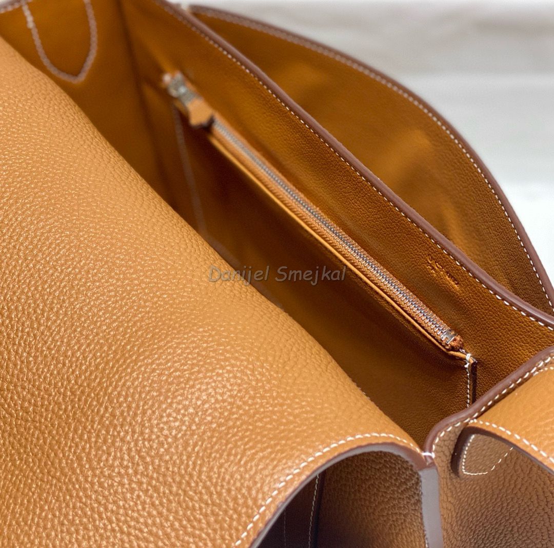 Hermes Steve 30 Messenger Bag in Gold Clemence Leather 30cm