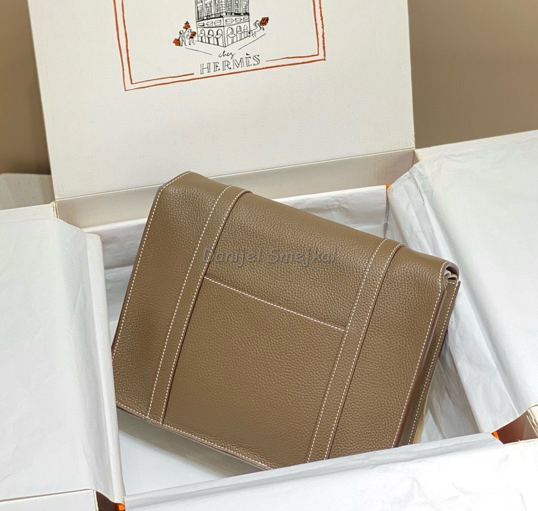 Hermes Steve 30 Messenger Bag in Taupe Clemence Leather 30cm