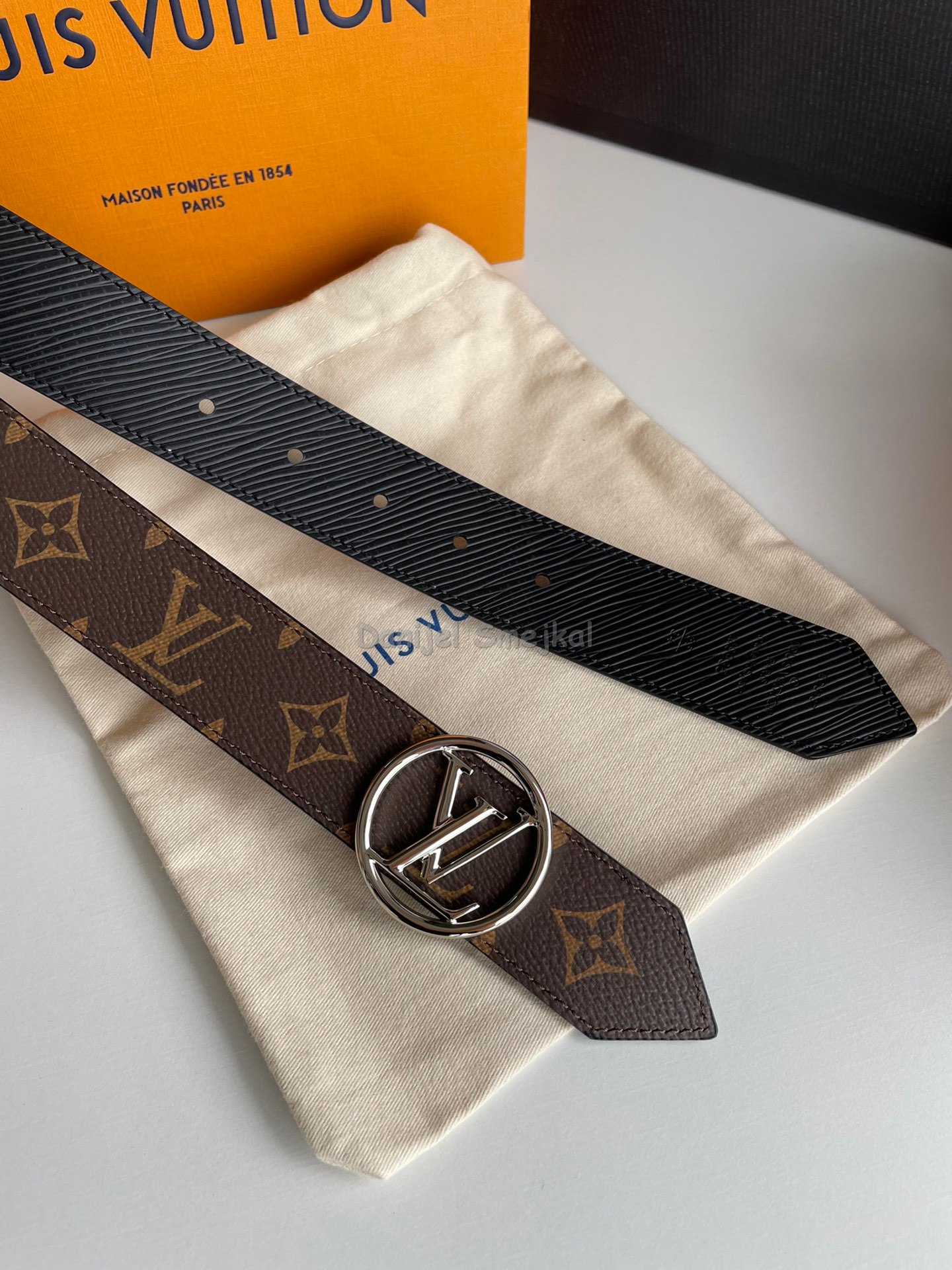 Louis Vuitton Circle Belt 35mm