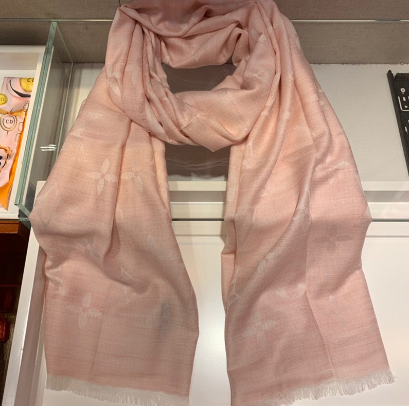 Louis Vuitton Daily Monogram Stole Scarf in Monogram Pink 