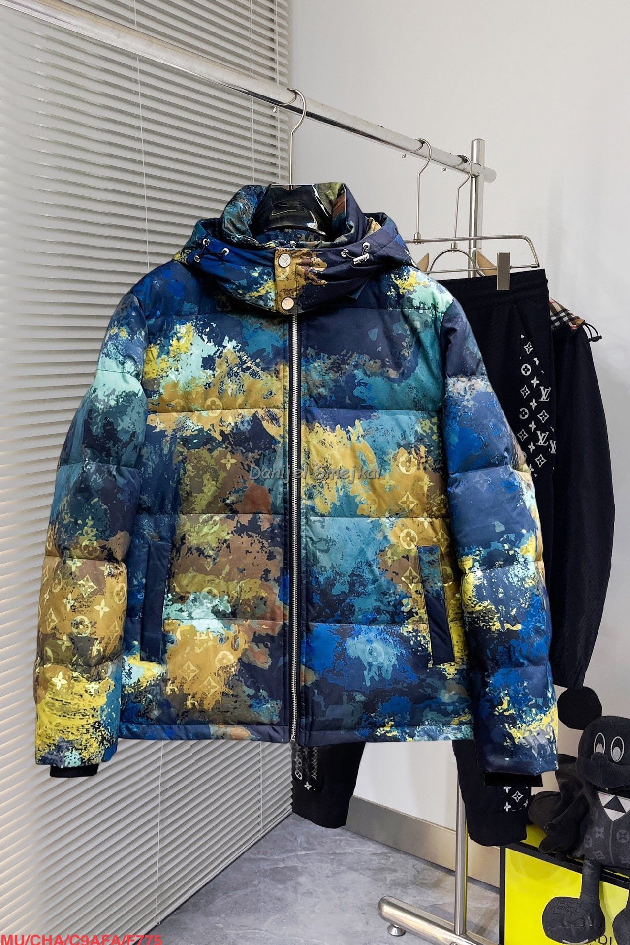 Louis Vuitton Daunenjacke