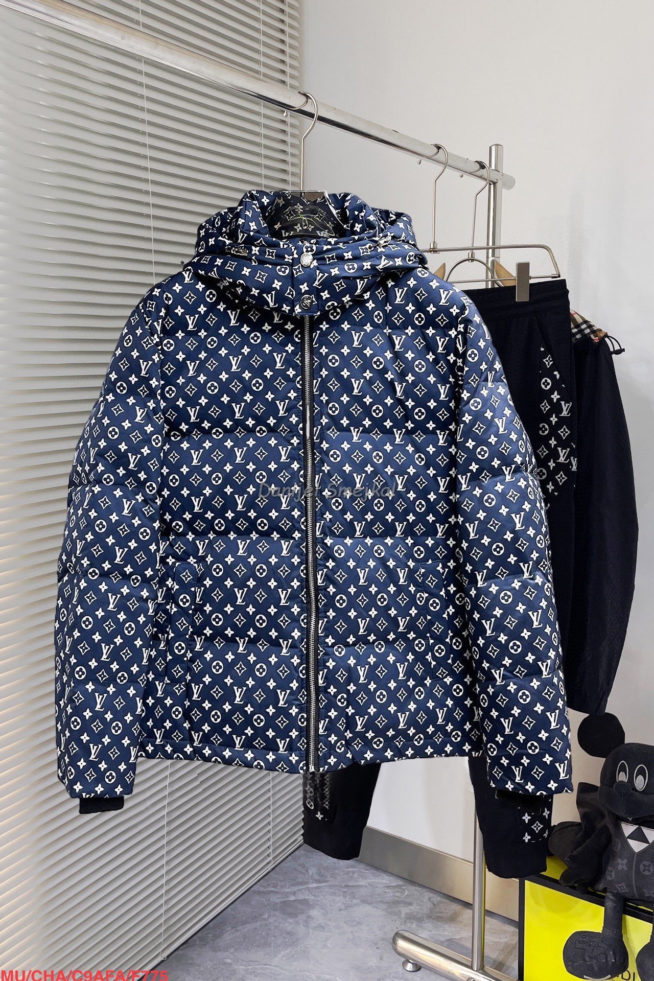 Louis Vuitton Daunenjacke