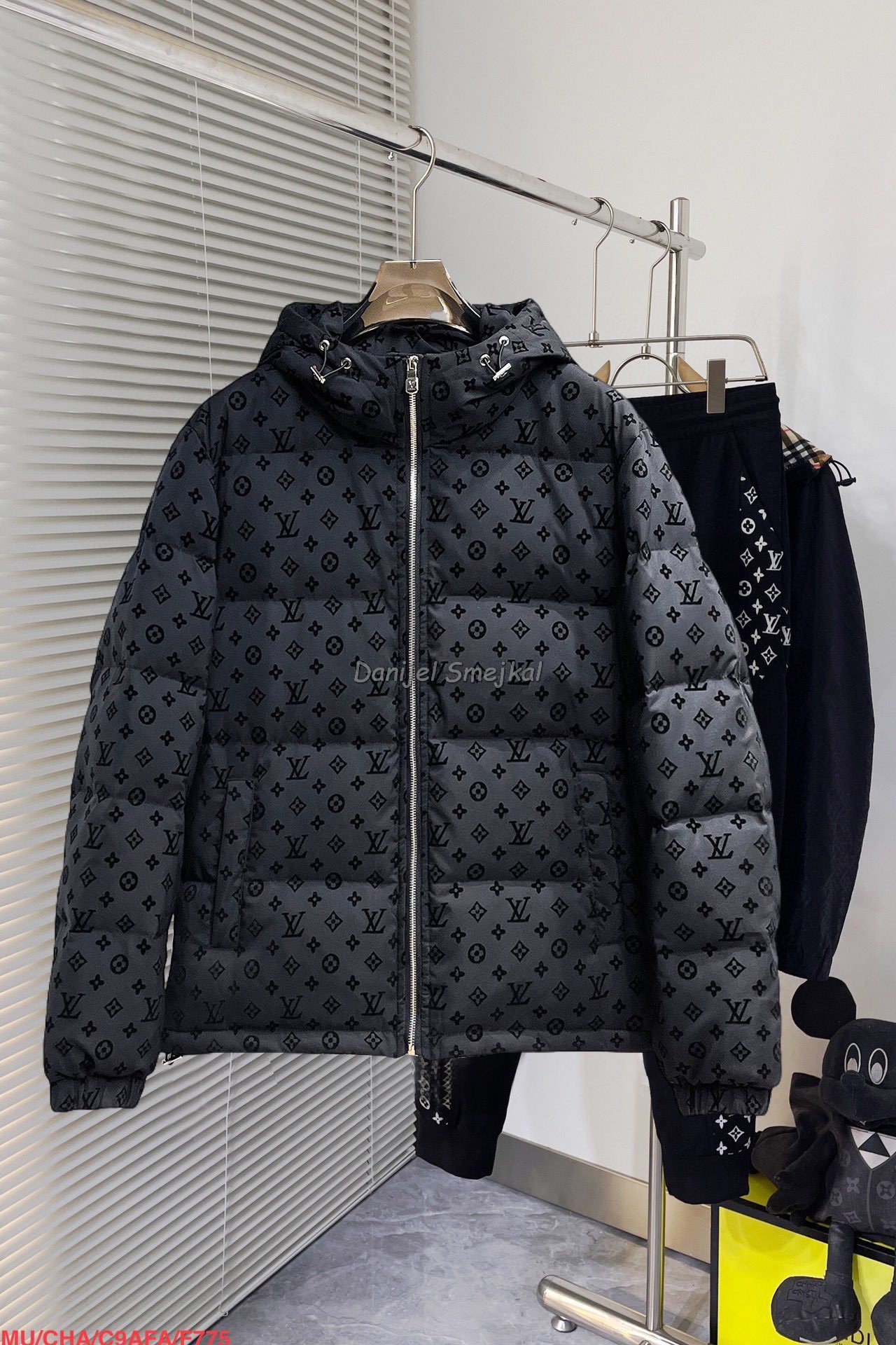 Louis Vuitton Daunenjacke