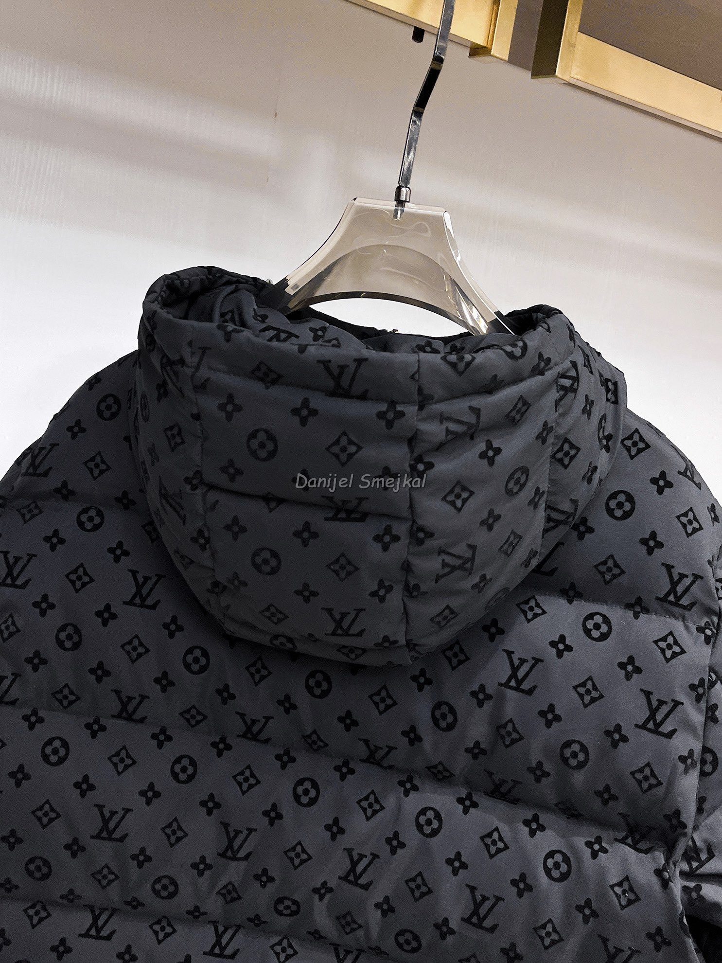 Louis Vuitton Daunenjacke