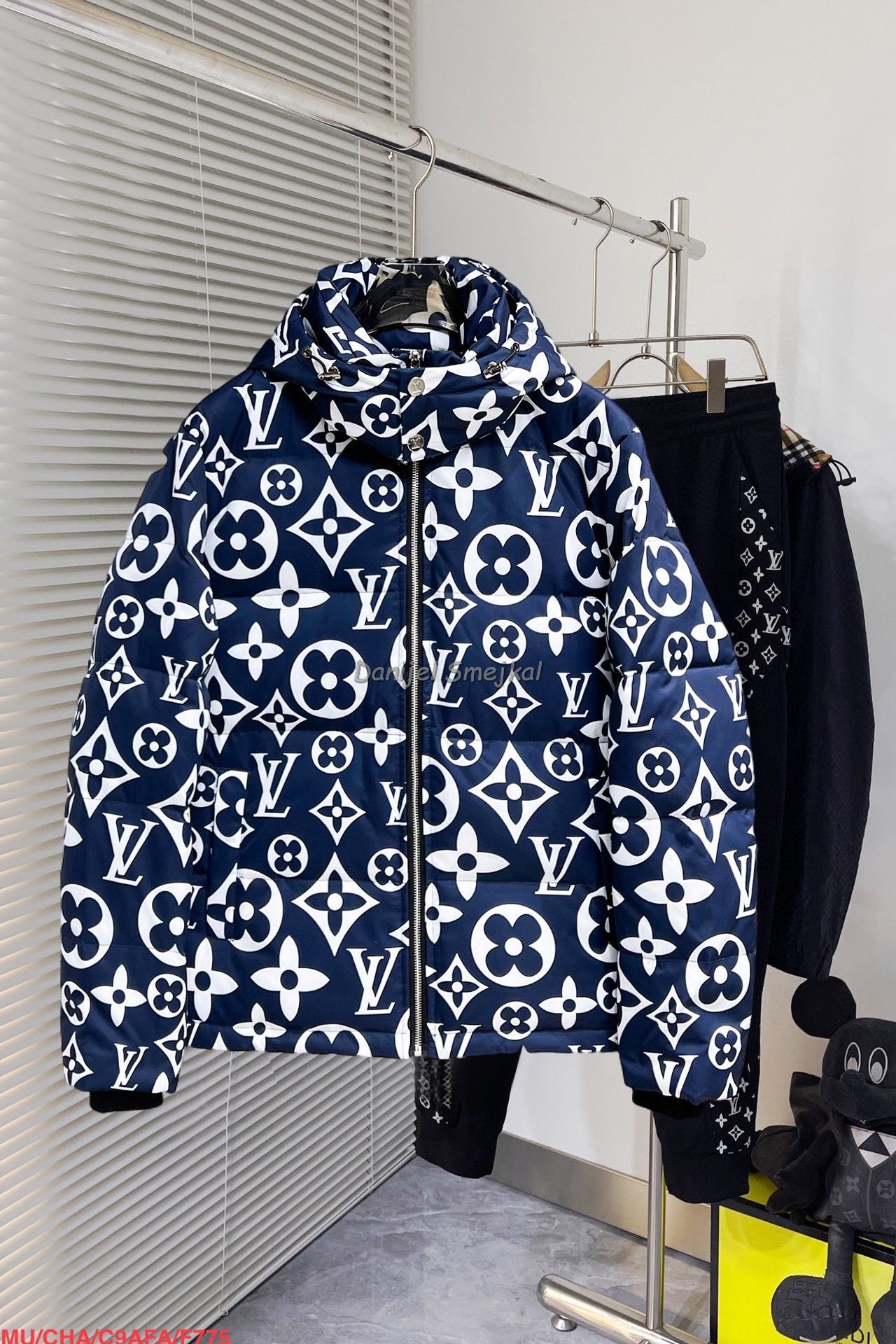 Louis Vuitton Daunenjacke