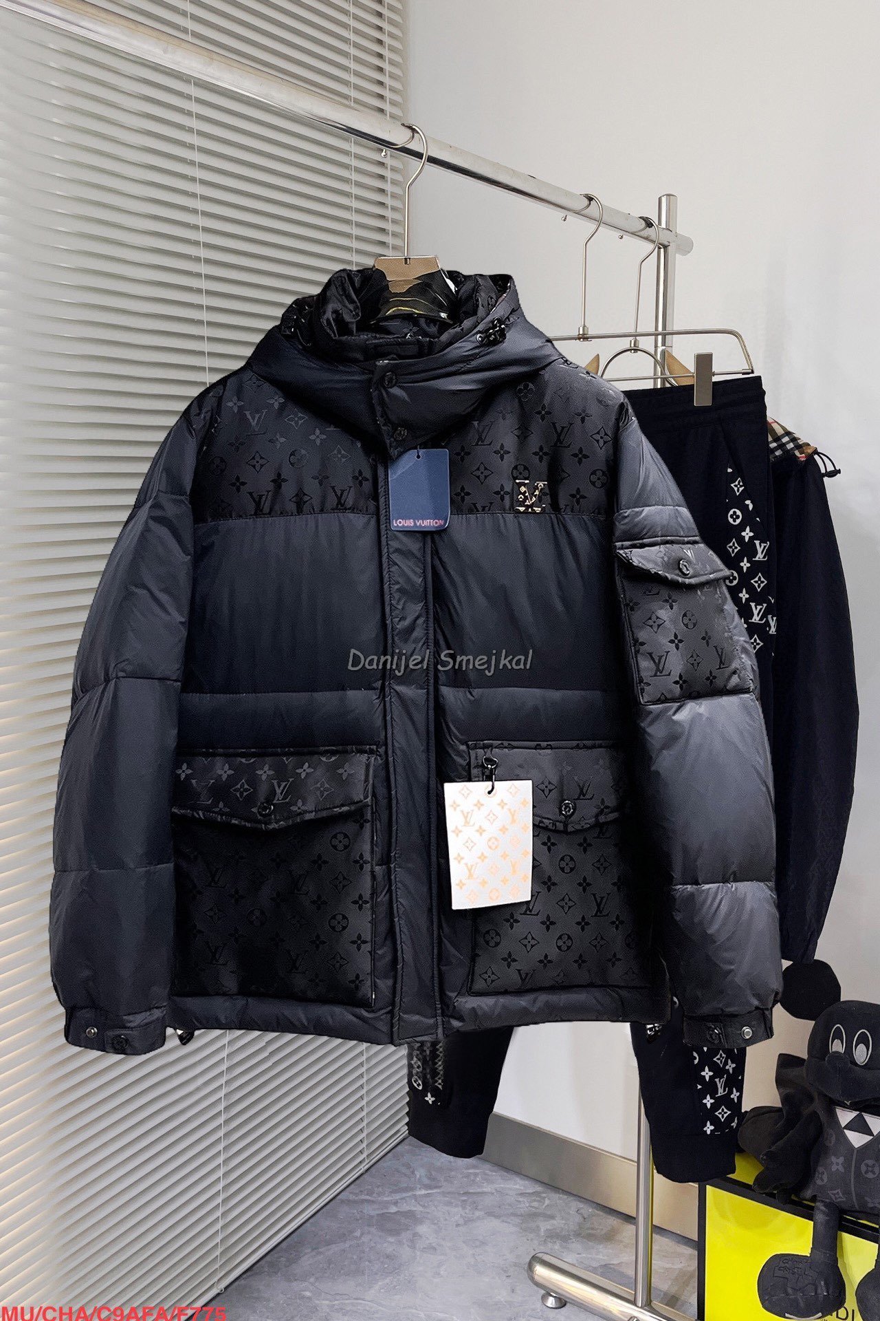 Louis Vuitton Daunenjacke