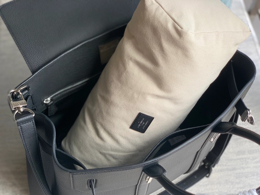 2025 Louis Vuitton Georges Tote Men 41cm