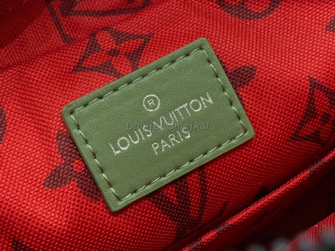 Louis Vuitton M23783 Crossbody 26cm