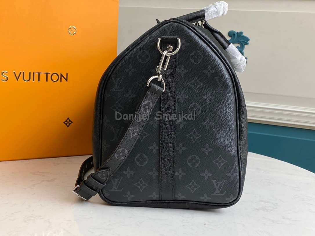 Louis Vuitton M30235 Keepall Bandouliere 45 Black Taiga Monogram Eclipse 45cm