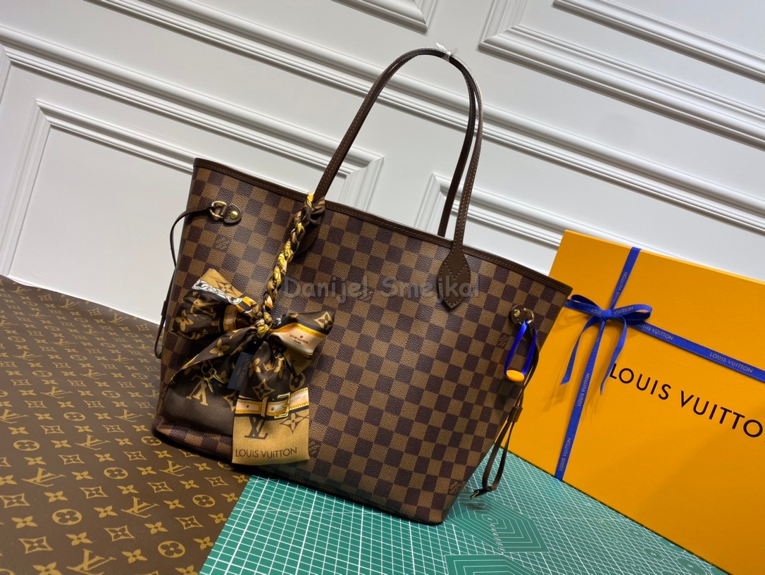 Louis Vuitton M41358 Neverfull MM Damier Ebene Canvas 32cm