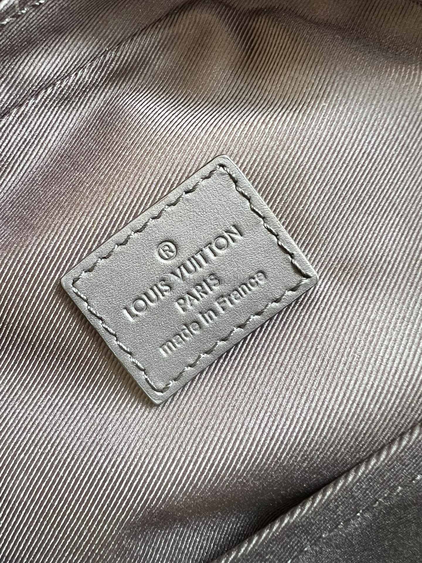 Louis Vuitton M41720 Avenue Slingbag NM Damier Graphite Canvas 20cm
