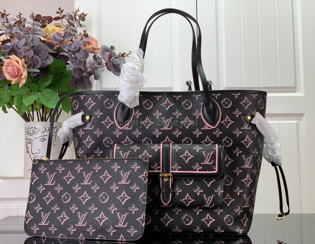 Louis Vuitton M46137 Neverfull MM 28cm