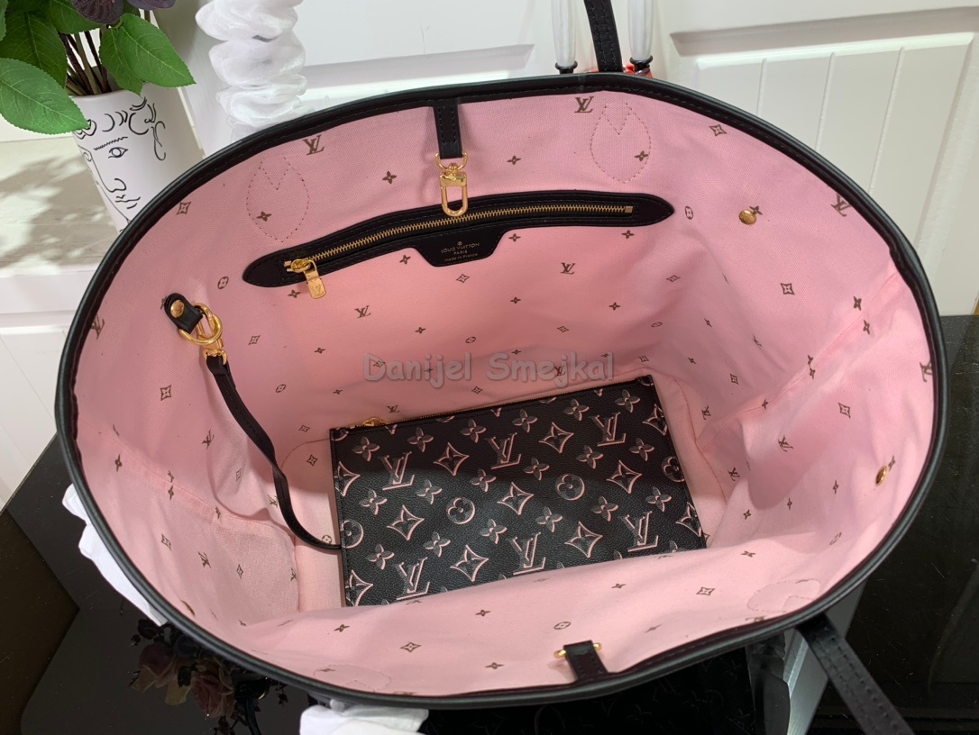 Louis Vuitton M46137 Neverfull MM 28cm