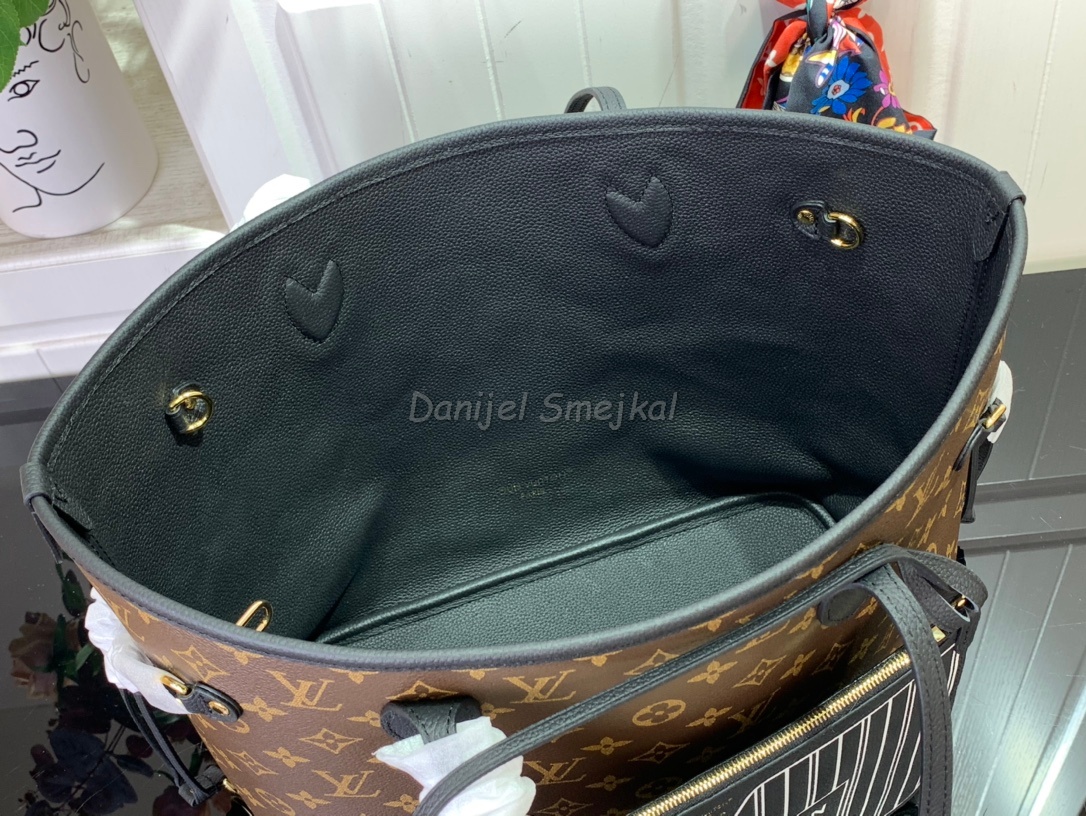 Louis Vuitton M46137 Neverfull MM Monogram Canvas 32cm