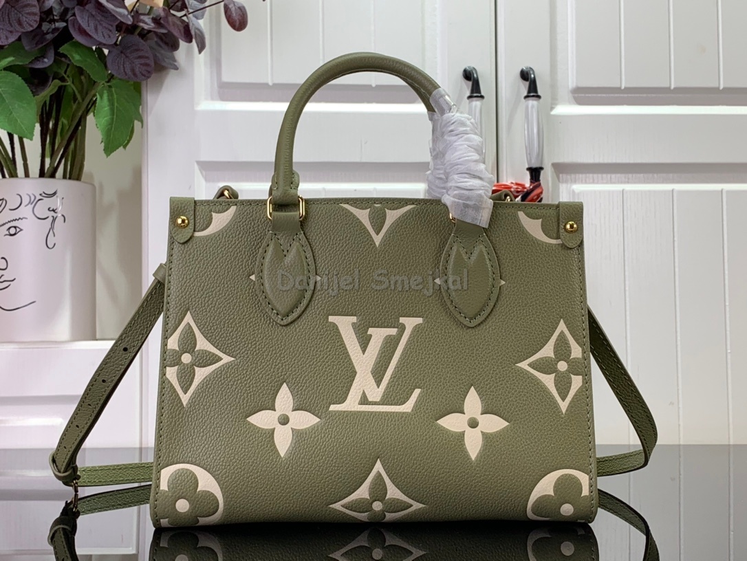 Louis Vuitton M46647 OnTheGo PM Bicolor Monogram Empreinte Leather 25cm
