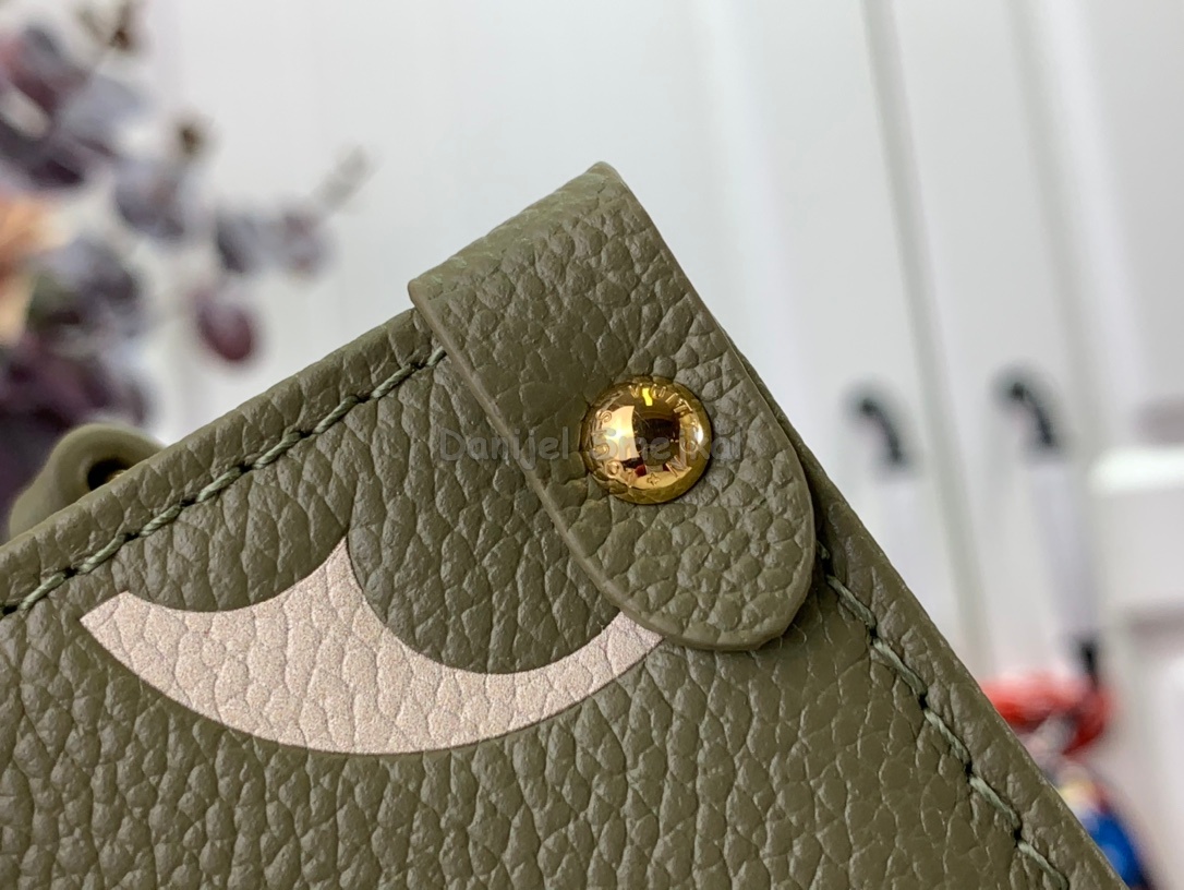 Louis Vuitton M46647 OnTheGo PM Bicolor Monogram Empreinte Leather 25cm