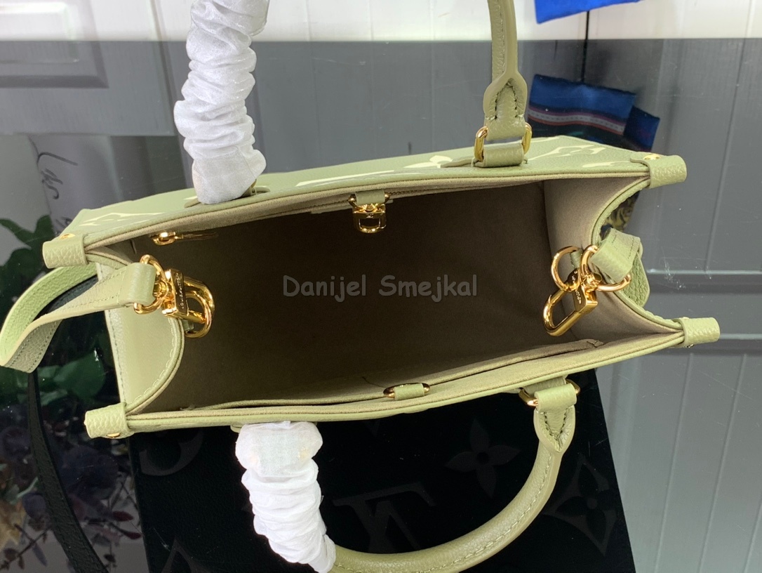 Louis Vuitton M46647 OnTheGo PM Bicolor Monogram Empreinte Leather 25cm