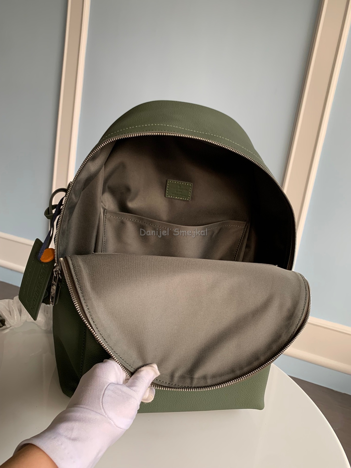 Louis Vuitton M57079 Takeoff Backpack LV Aerogram 43cm