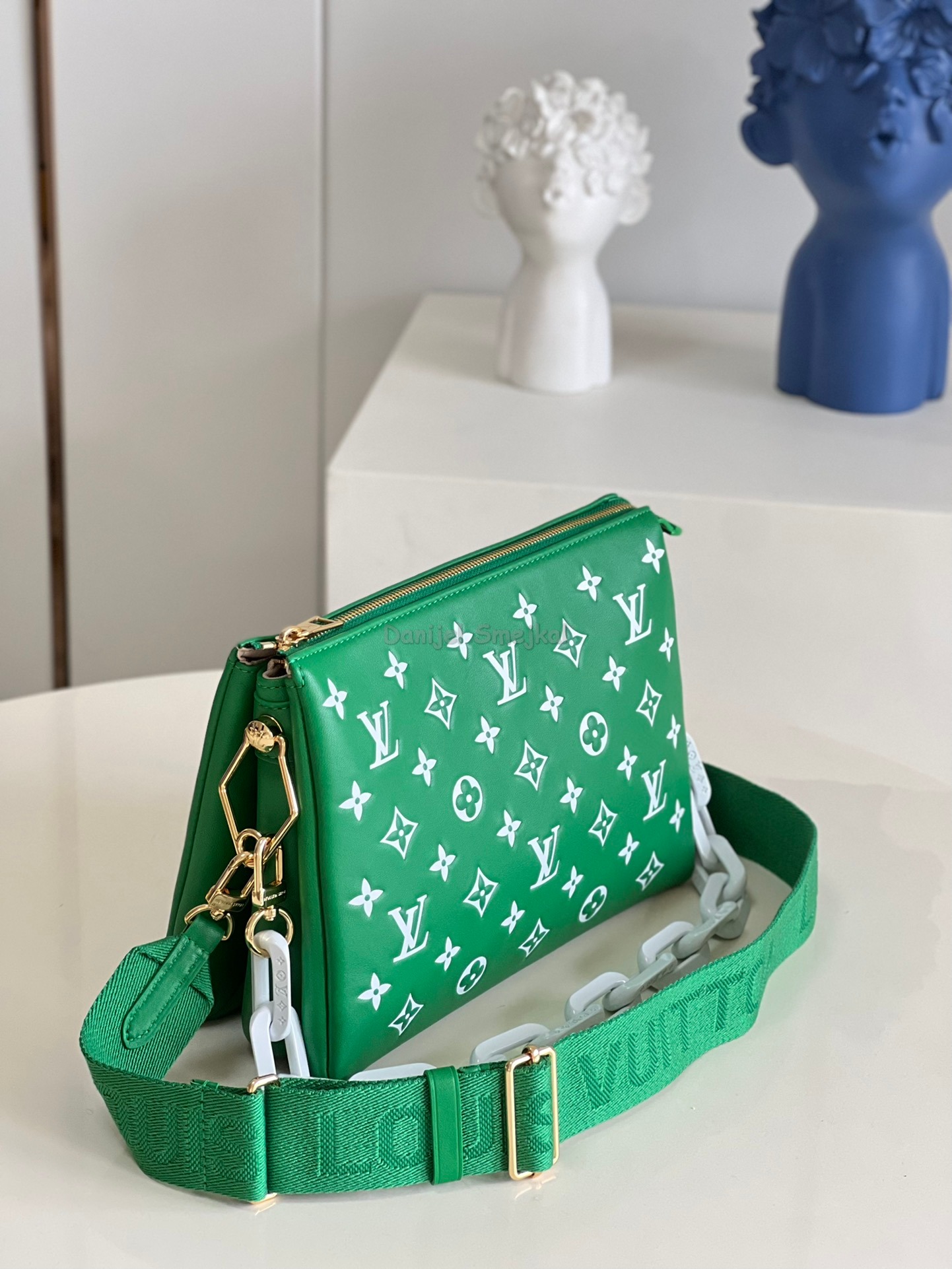 Louis Vuitton M57791 Coussin Vuittamins 