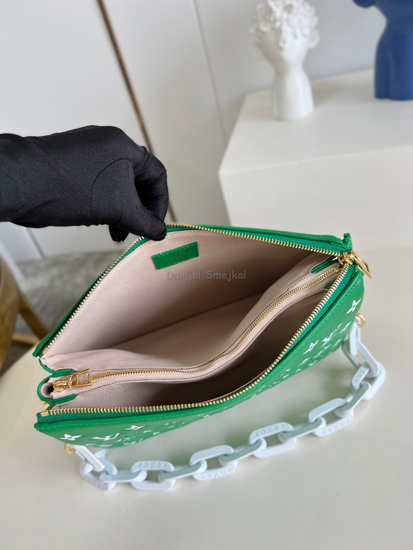 Louis Vuitton M57791 Coussin Vuittamins 