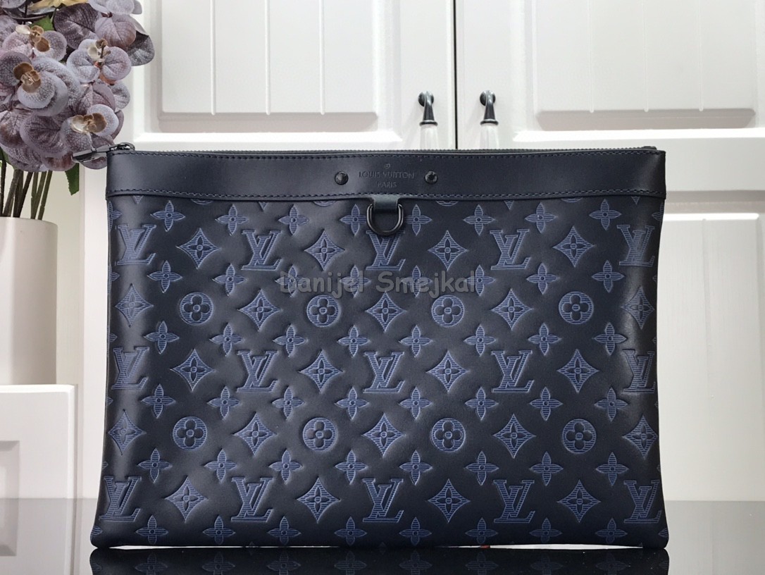 Louis Vuitton M80425 Discovery Pochette Clutch 36cm