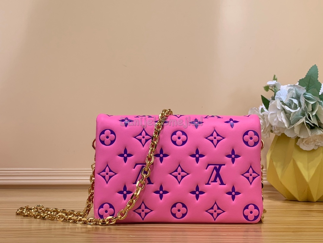 Louis Vuitton M80745 Coussin Pochette Monogram 20cm