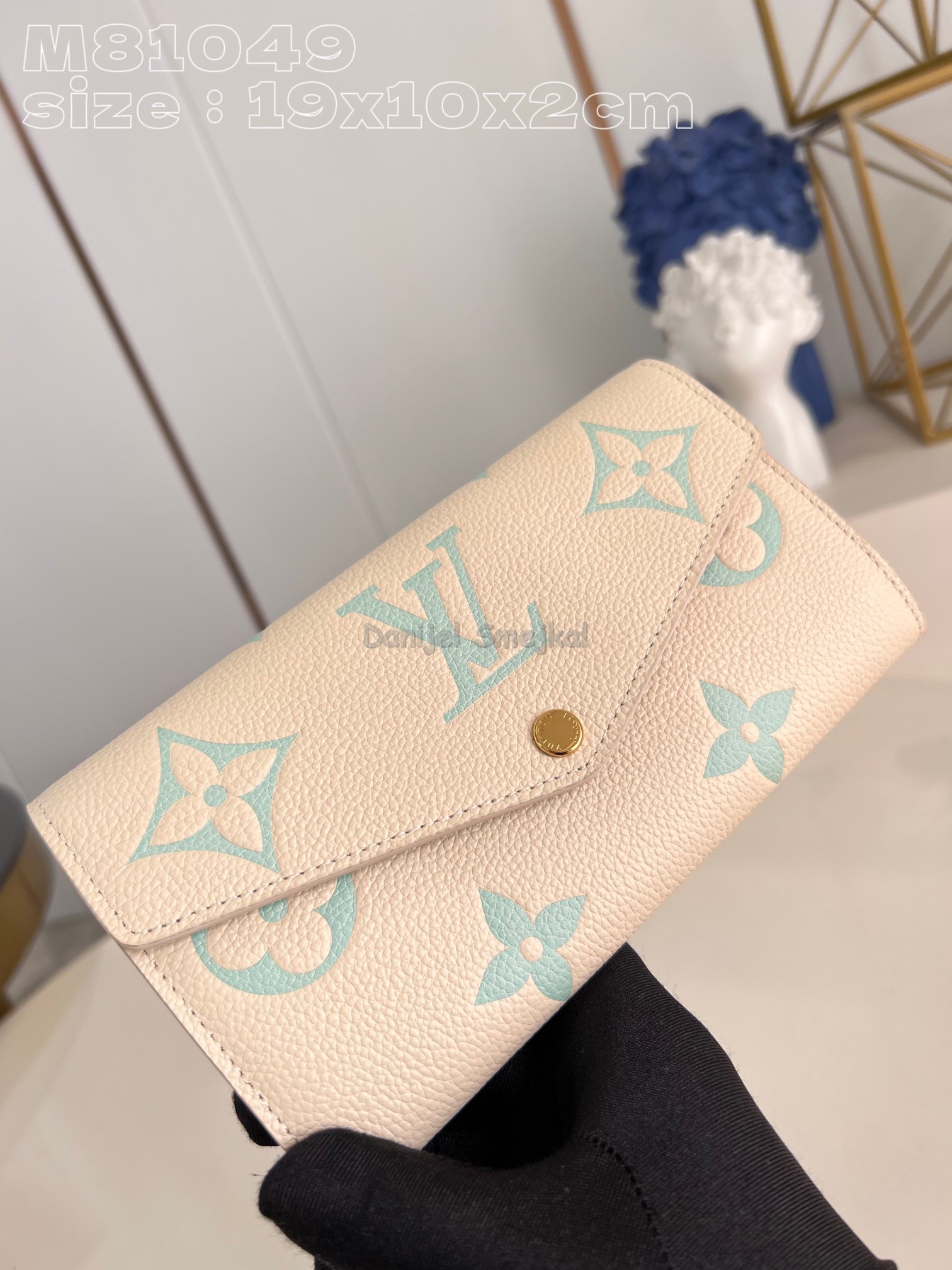 Louis Vuitton M81049 Sarah Wallet Bicolor Monogram Empreinte Leather 