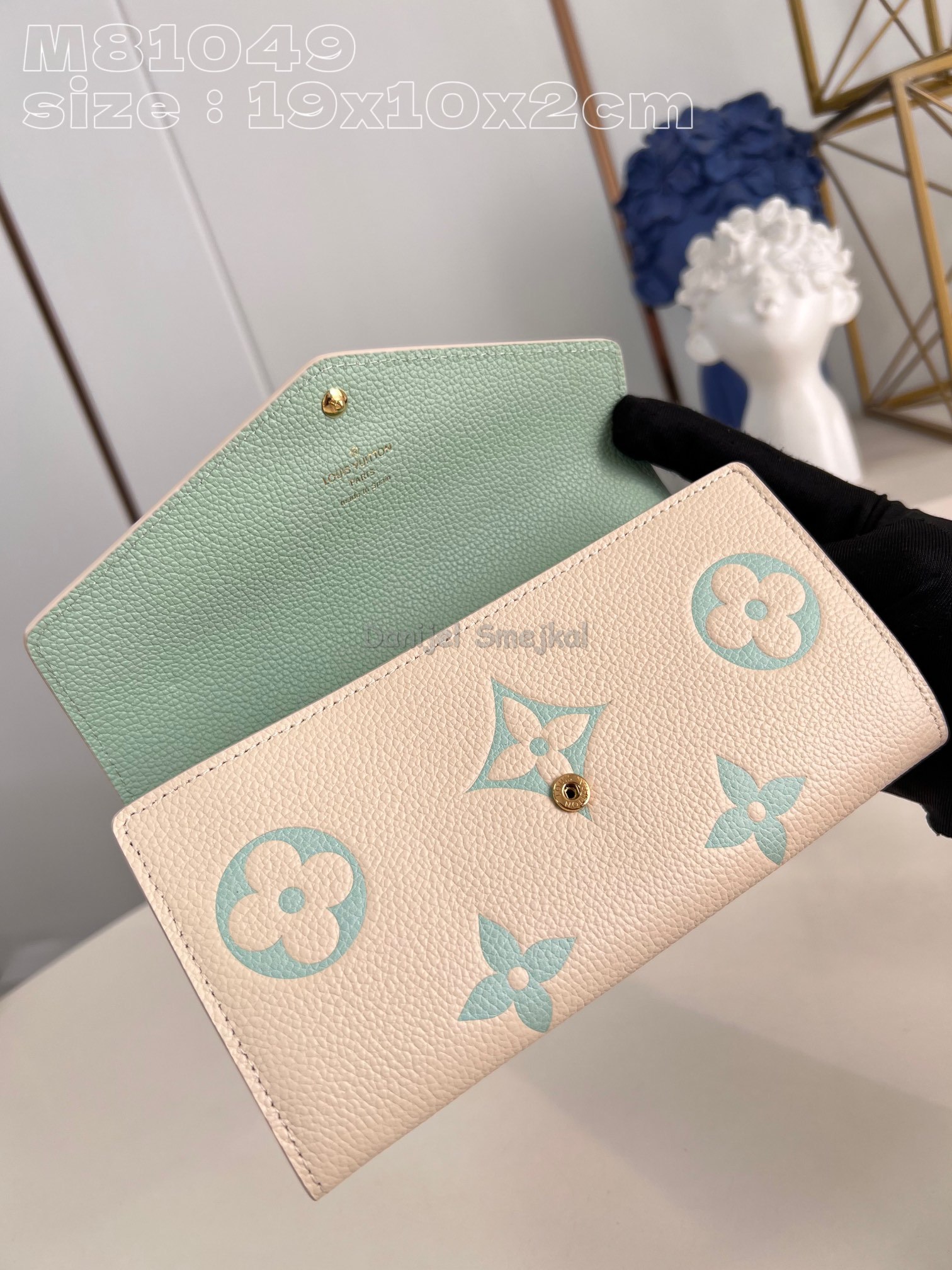 Louis Vuitton M81049 Sarah Wallet Bicolor Monogram Empreinte Leather 