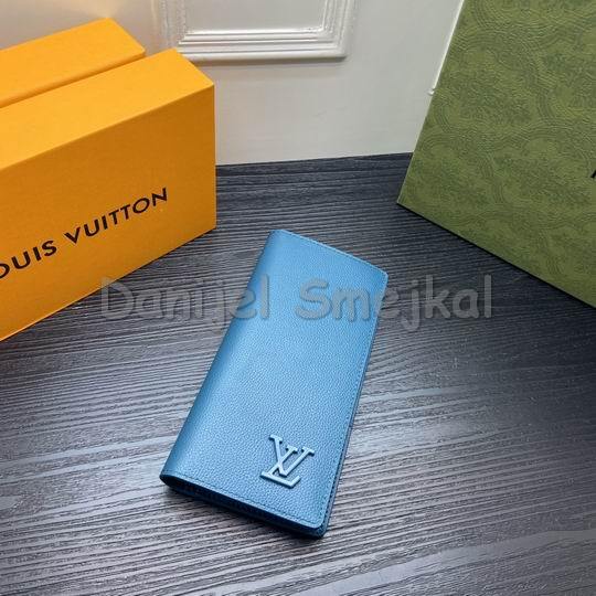 Louis Vuitton M81153  LV Aerogram Portefeuille Brazza Wallet