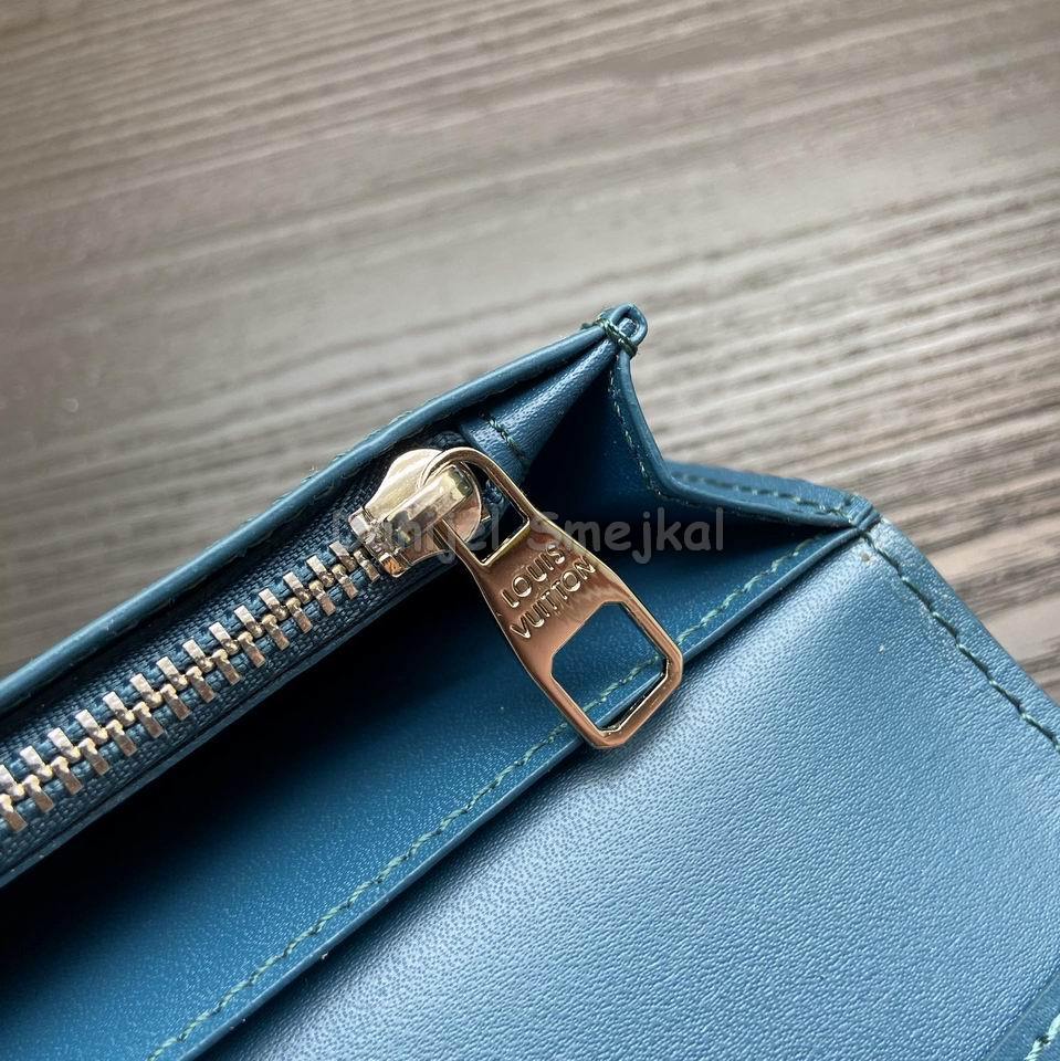 Louis Vuitton M81153  LV Aerogram Portefeuille Brazza Wallet