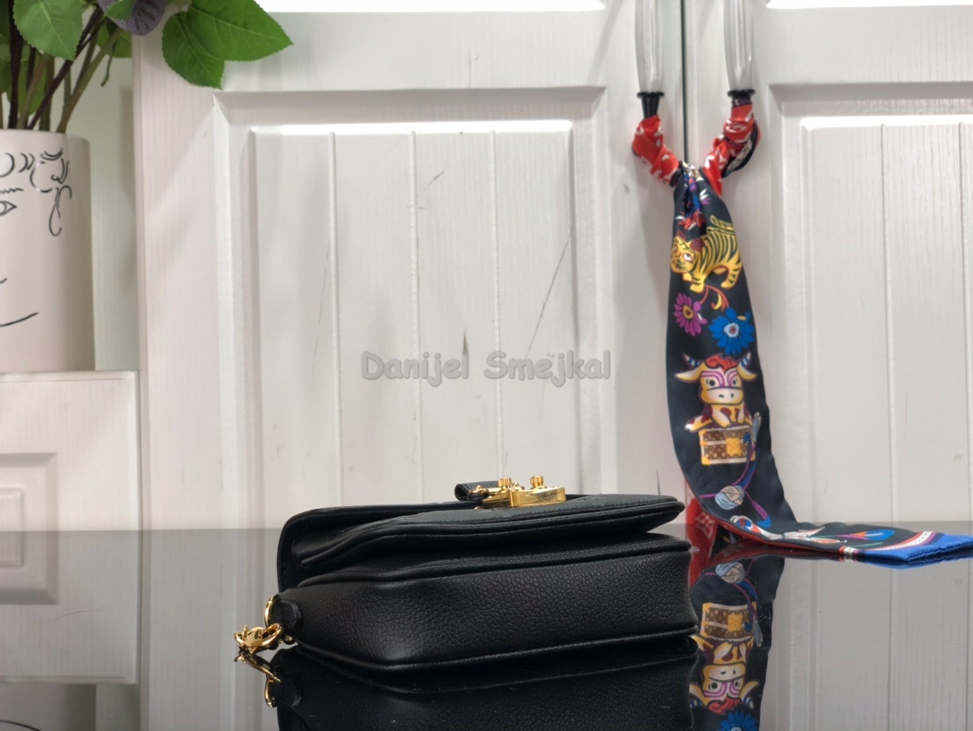 Louis Vuitton M81390 Micro Métis 14cm