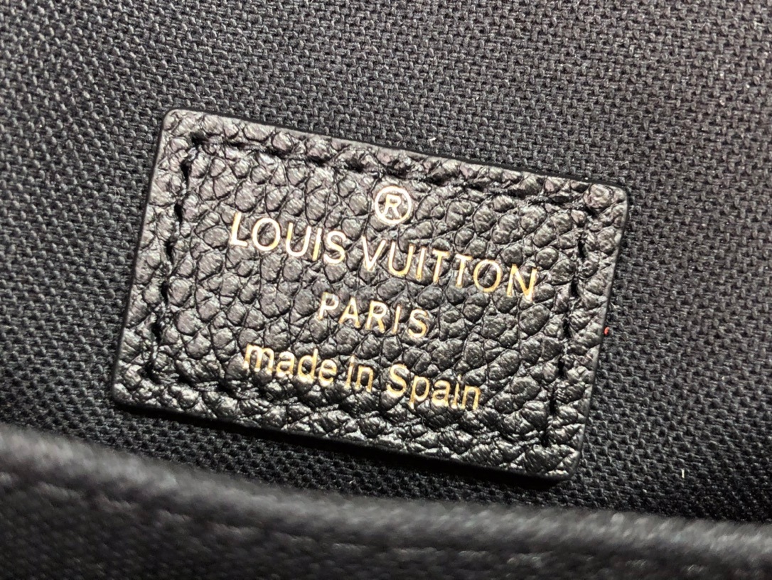 Louis Vuitton M81390 Micro Métis 14cm