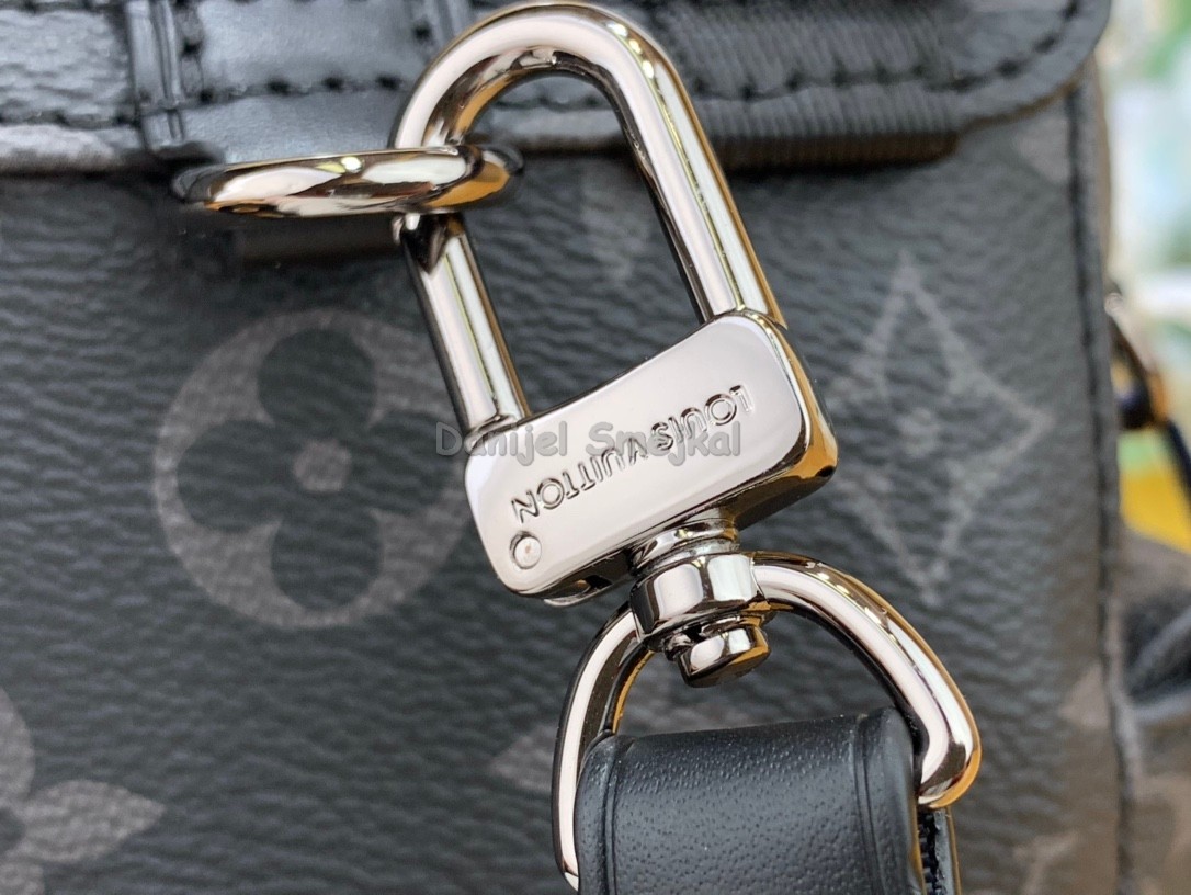 Louis Vuitton M82769 Nano Christopher Monogram Eclipse 14cm 