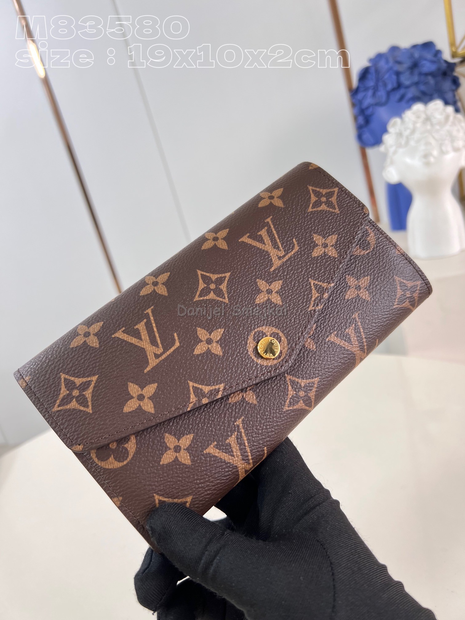 Louis Vuitton M83580 Sarah Wallet Monogram 