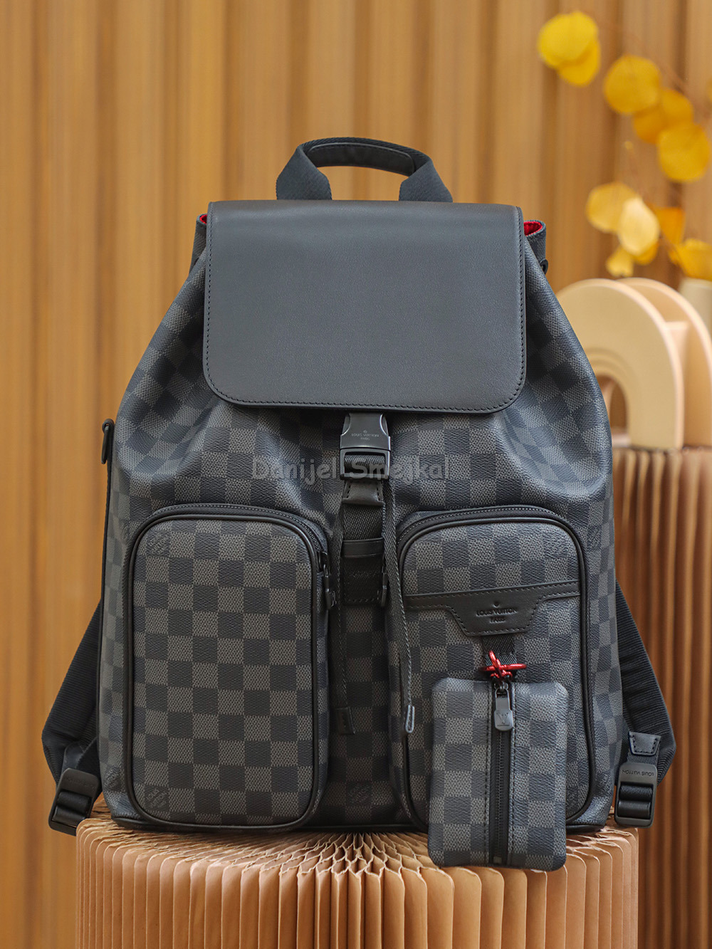 Louis Vuitton N40279 Utility Backpack 33cm