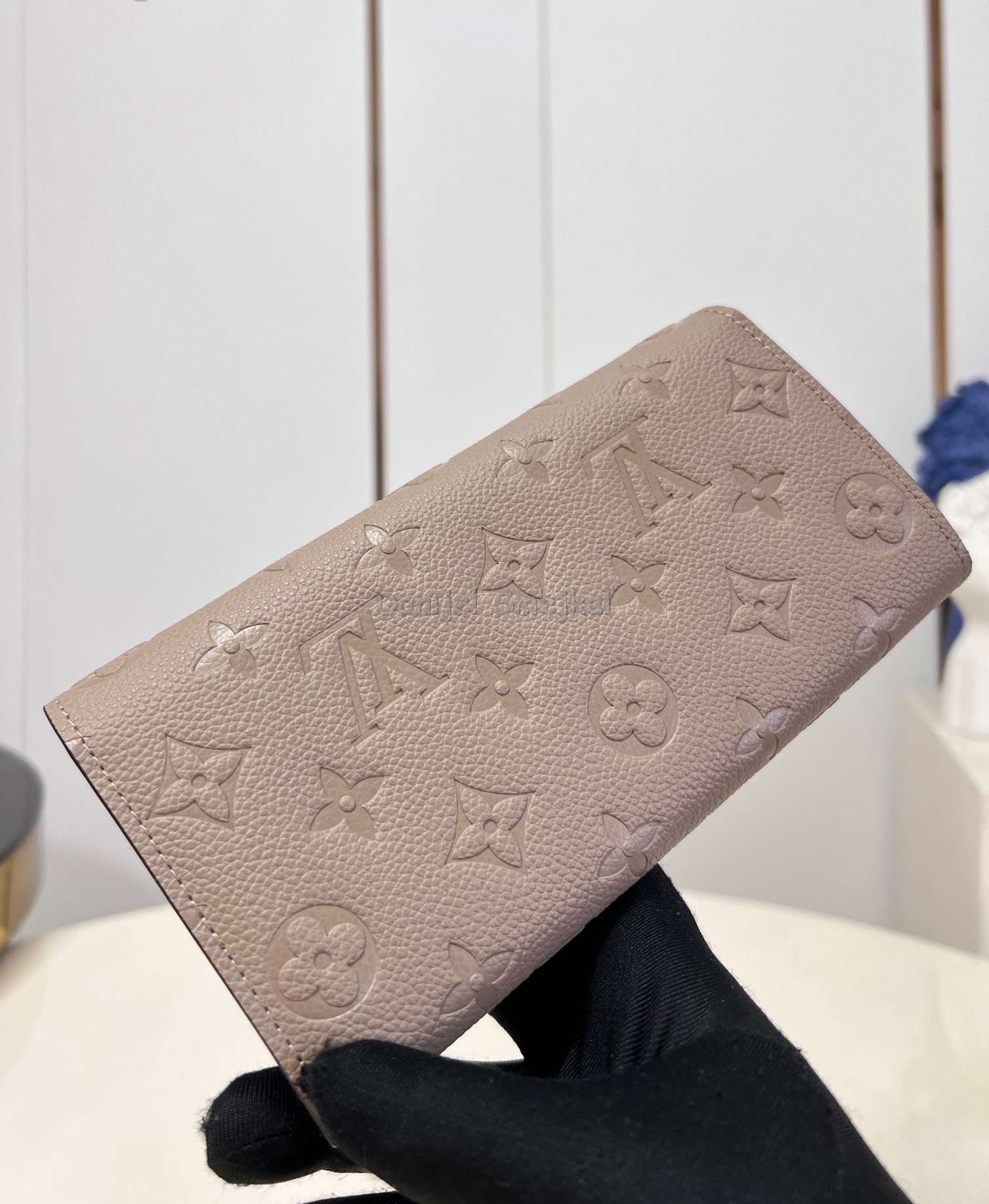 Louis Vuitton Sarah Wallet Monogram Empreinte Leather 