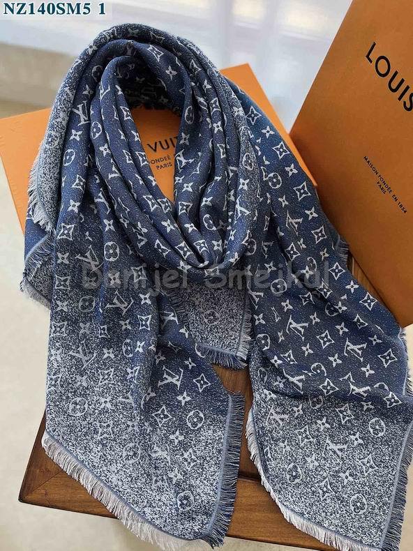 Louis Vuitton Scarf 