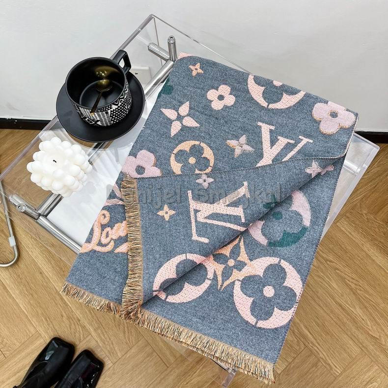 Louis Vuitton Scarf 