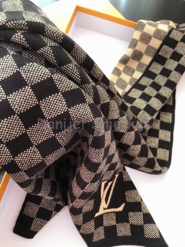 Louis Vuitton Scarf 