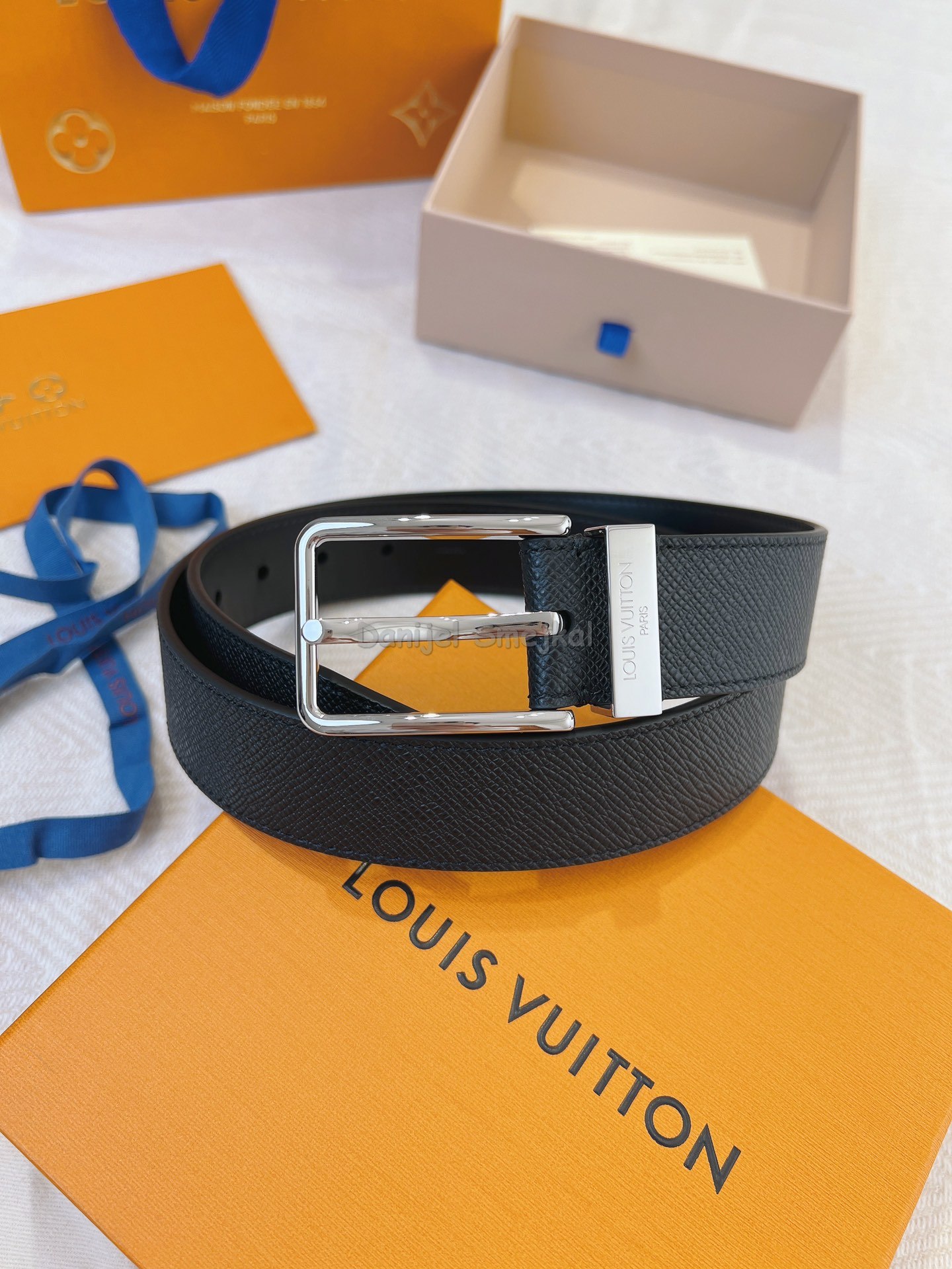 Louis Vuitton Taurillon Belt 35mm