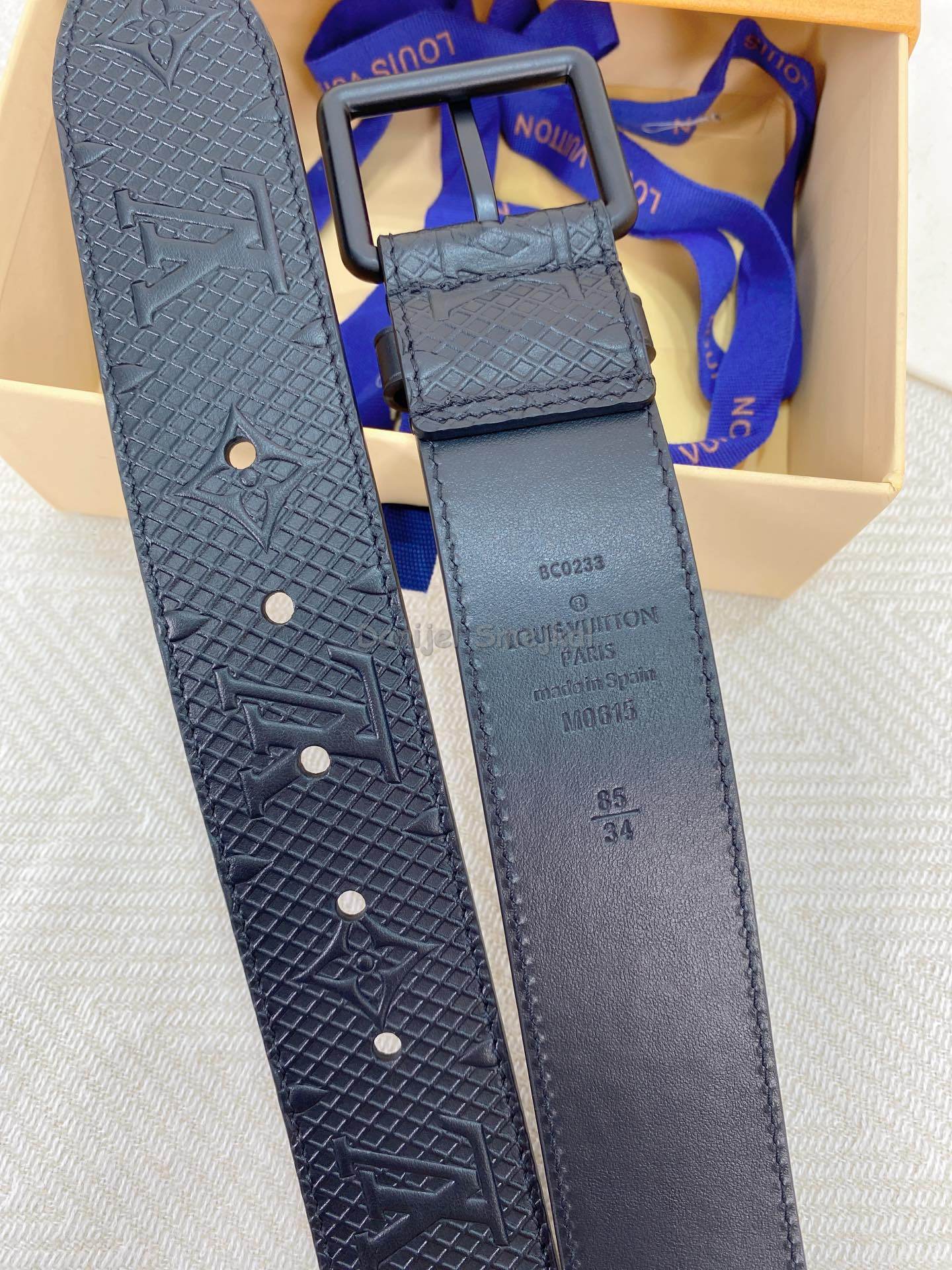 Louis Vuitton Taurillon LV Belt 35mm